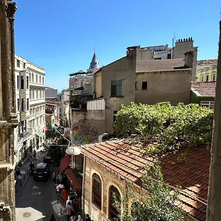 Vega Galata شقة